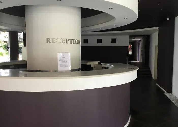 Rainbow 3 Apartment-studio 223 アパート