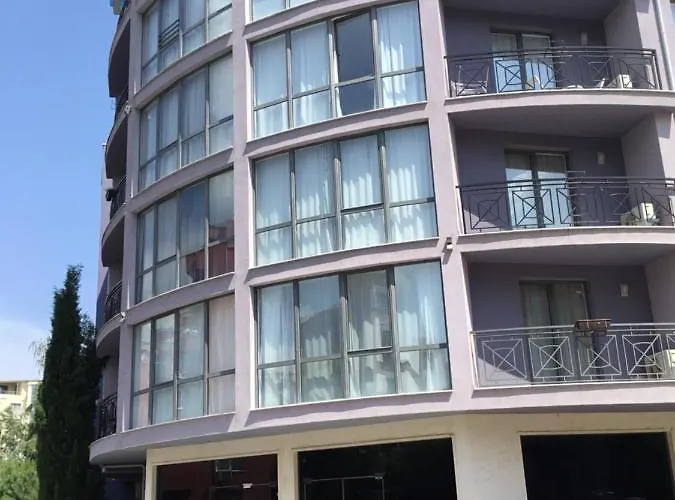 Rainbow 3 Apartment-studio 223 アパート *